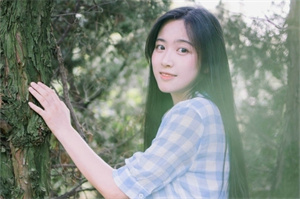 The People-Oriented Shanghai Industrial Development Strategy